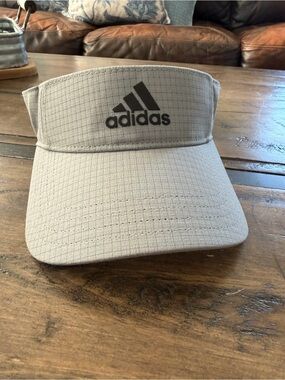 Adidas Men’s Light Gray Adjustable Sport Visor